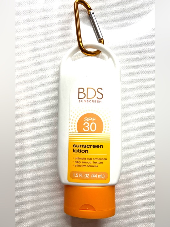 Other - SPF 30 Sunscreen Lotion - White & Orange